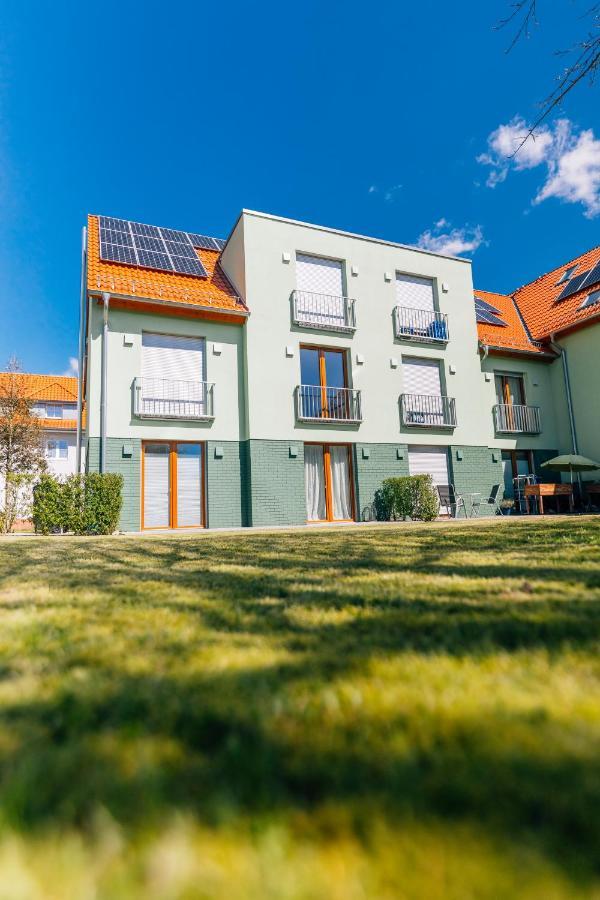 Stadt-Appartement Work & Travel บีเลอเฟล์ด ภายนอก รูปภาพ